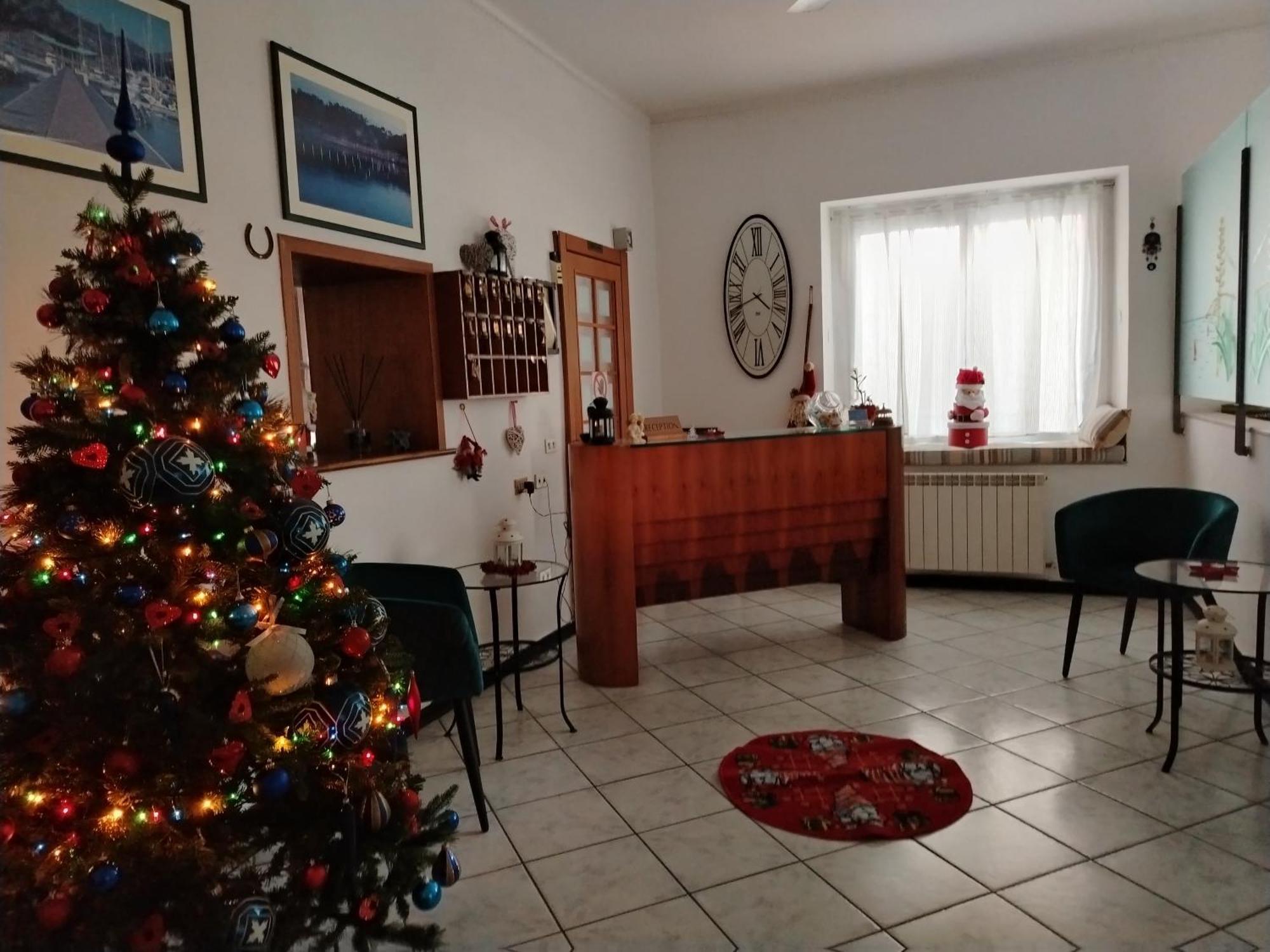 Hotel San Paolo Варацце Экстерьер фото